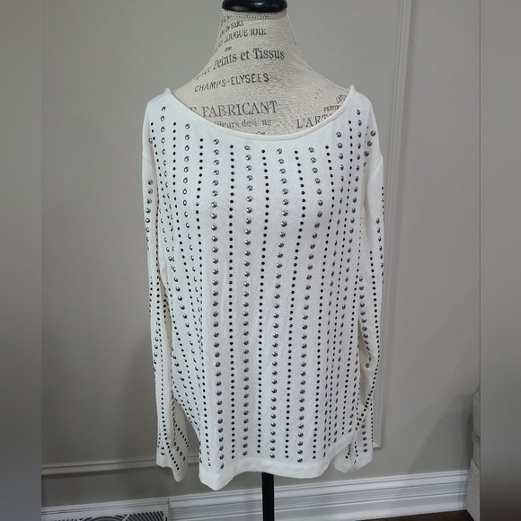 NWT Voral White Studded Long Sleeve Top Open Back Sz.XL - Picture 1 of 10